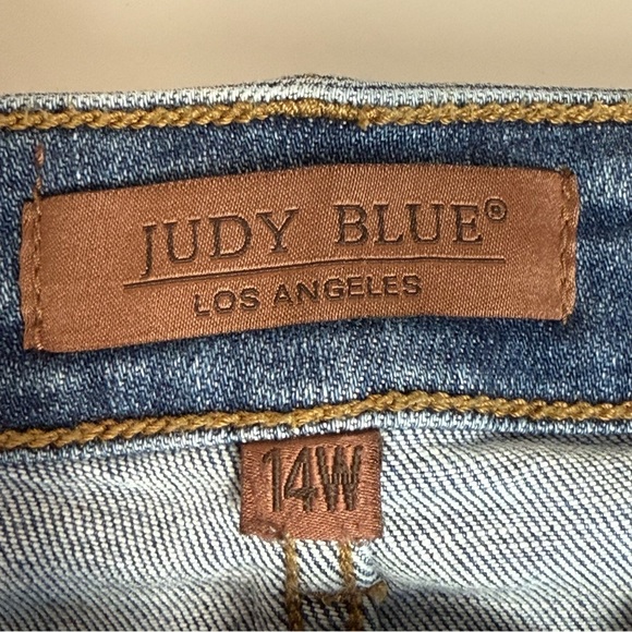 Judy Blue Medium Wash Slim Fit Stretch Jeans Women’s Plus Size 14W - Picture 13 of 15